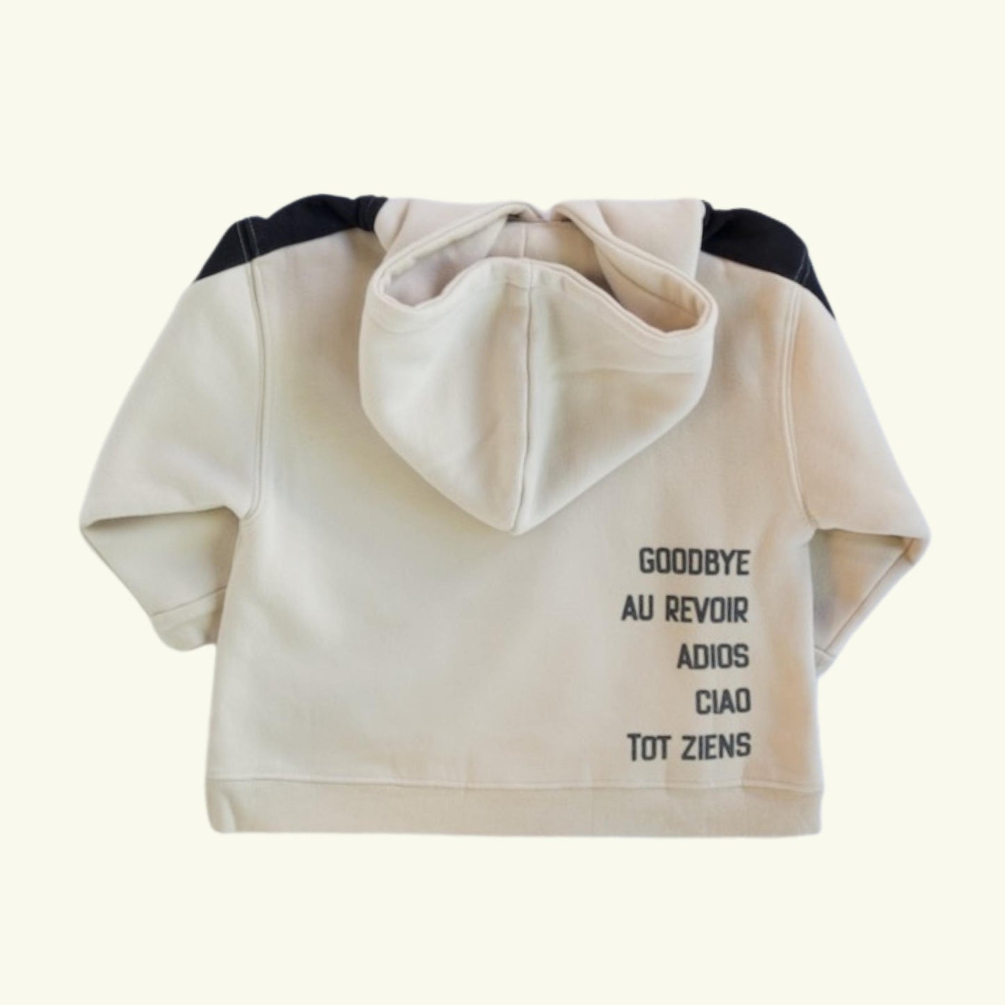 Hoodie, Ciao